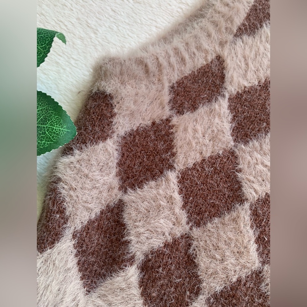 Yet Again Fuzzy Argyle Knit Vest - Picture 12 of 13